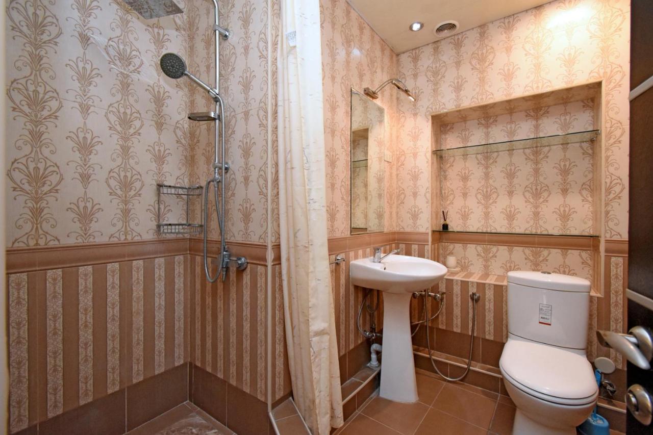 Galaxy Inn Luxury Hostel In Center Ереван Екстериор снимка
