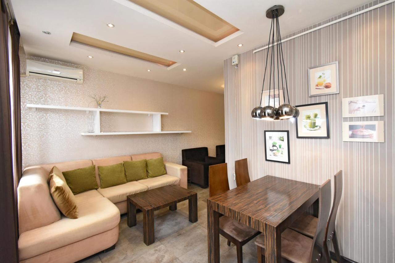 Galaxy Inn Luxury Hostel In Center Ереван Екстериор снимка