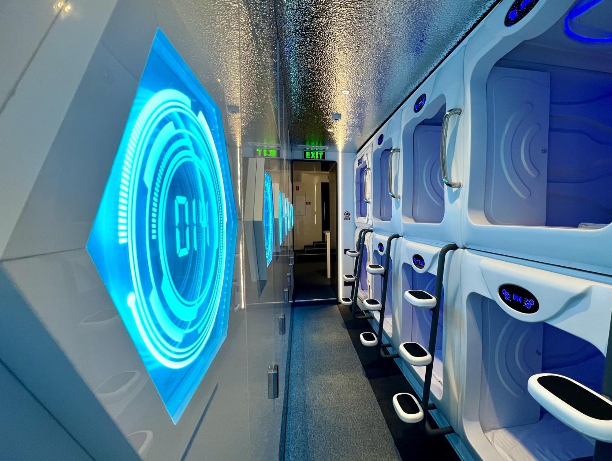 Galaxy Inn Luxury Hostel In Center Ереван Екстериор снимка